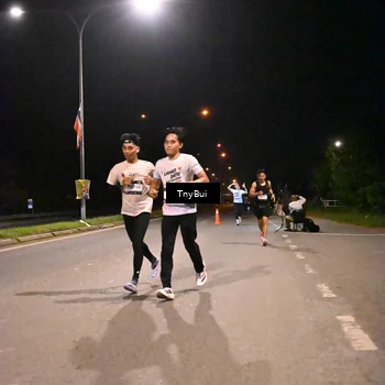 Runner Photo 7731145