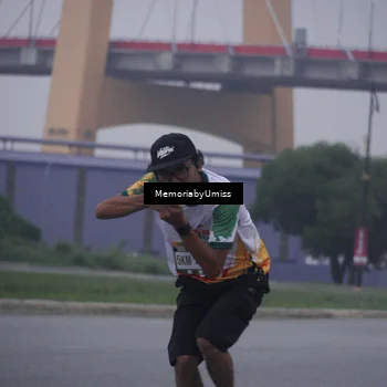 Runner Photo 7731154