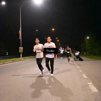Runner Photo 7731155