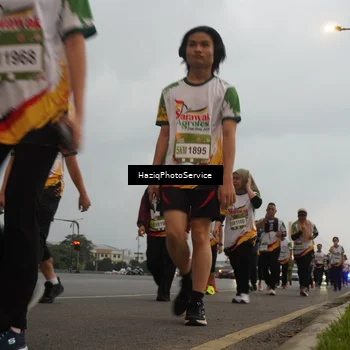Runner Photo 7731162