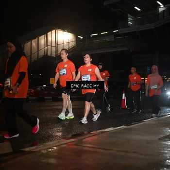 Runner Photo 7731177