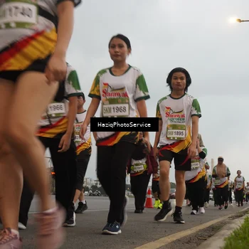 Runner Photo 7731188