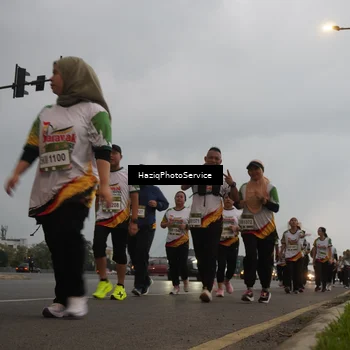Runner Photo 7731190