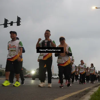 Runner Photo 7731204