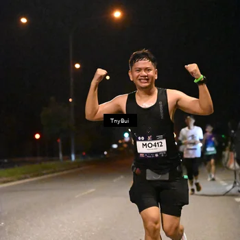 Runner Photo 7731210