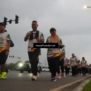 Runner Photo 7731217