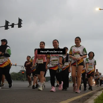 Runner Photo 7731231