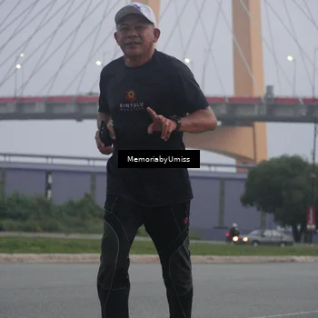 Runner Photo 7731257
