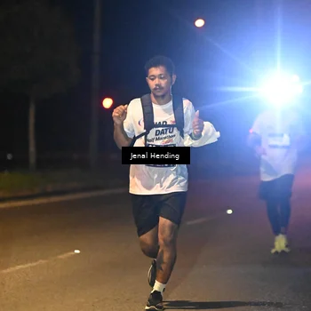 Runner Photo 7731277