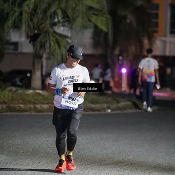 Runner Photo 7731281