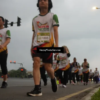 Runner Photo 7731286