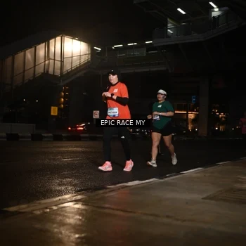 Runner Photo 7731295