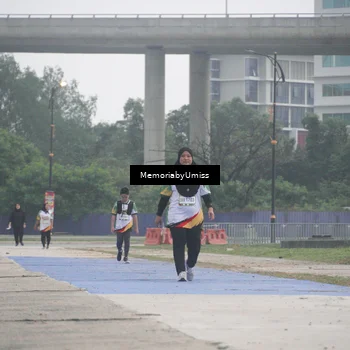 Runner Photo 7731306