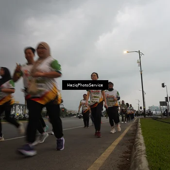 Runner Photo 7731342