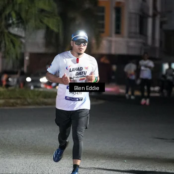 Runner Photo 7731346