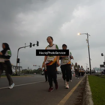 Runner Photo 7731356