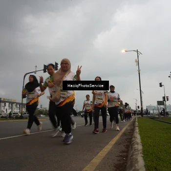 Runner Photo 7731368