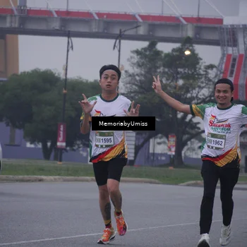 Runner Photo 7731381