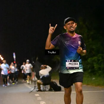 Runner Photo 7731390