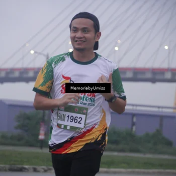 Runner Photo 7731407