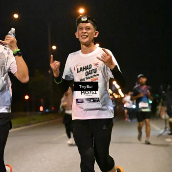 Runner Photo 7731419