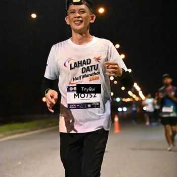 Runner Photo 7731437