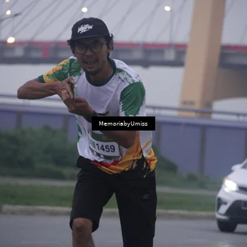 Runner Photo 7731440
