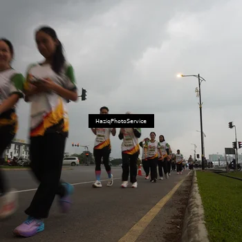 Runner Photo 7731478