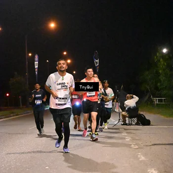 Runner Photo 7731482
