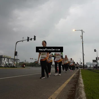 Runner Photo 7731511