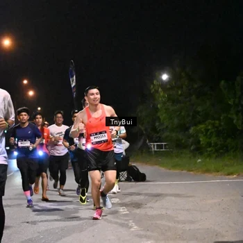 Runner Photo 7731520