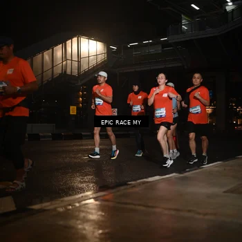 Runner Photo 7731523