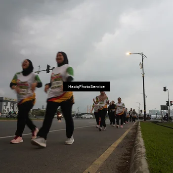 Runner Photo 7731538