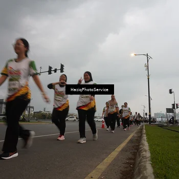 Runner Photo 7731543
