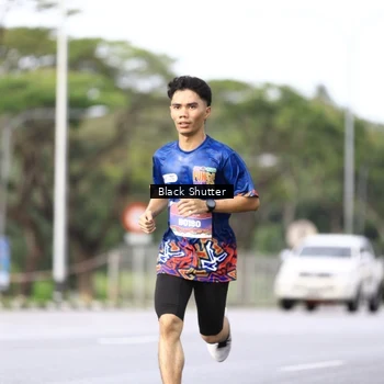 Runner Photo 7731544