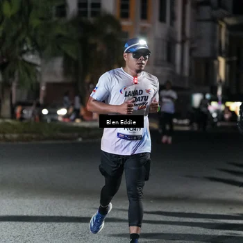 Runner Photo 7731564