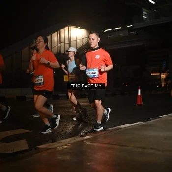 Runner Photo 7731567