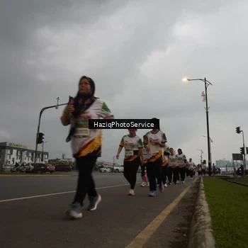 Runner Photo 7731577