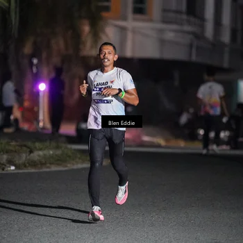 Runner Photo 7731608