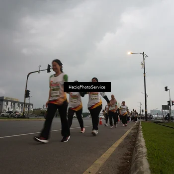 Runner Photo 7731610