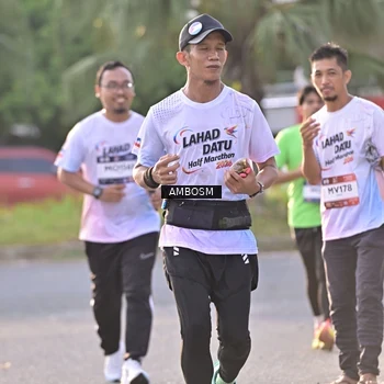 Runner Photo 7731624