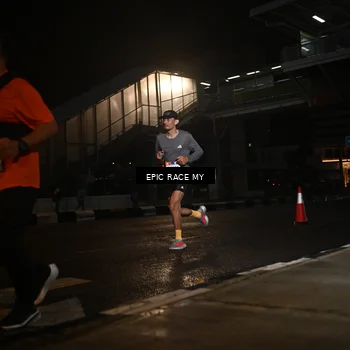 Runner Photo 7731626