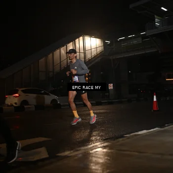 Runner Photo 7731648