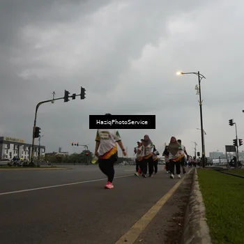 Runner Photo 7731656