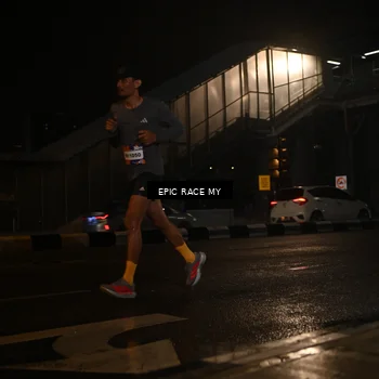Runner Photo 7731658