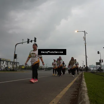 Runner Photo 7731665