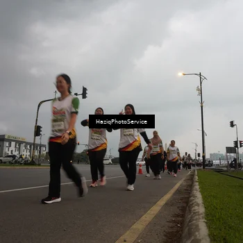 Runner Photo 7731675