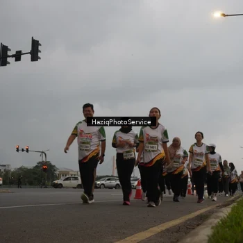 Runner Photo 7731678