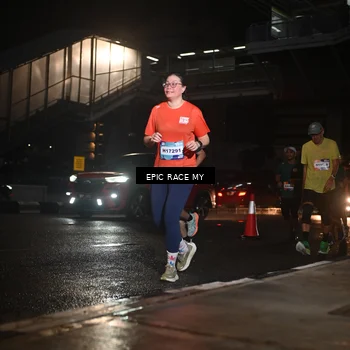 Runner Photo 7731697