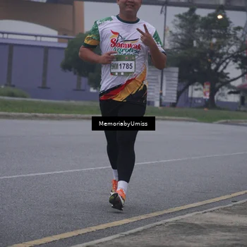 Runner Photo 7731699